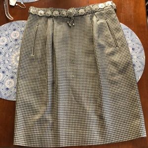 Vintage 100% wool high waisted pencil skirt in herring bone Liz Claiborne 12/14